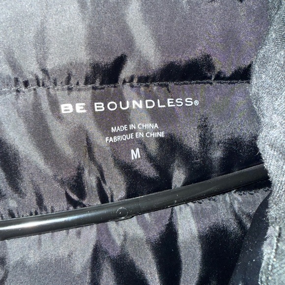 Men's Quilted Black Vest - Picture 3 of 6